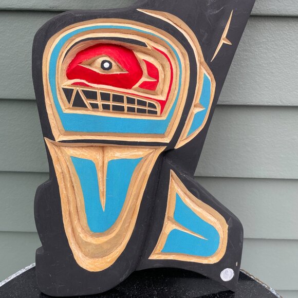 Hand Carved Northwest Coast Thunderbird Orca Wood Carving Painted Indigenous Chr - Picture 3 of 4